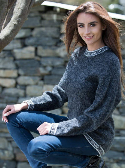 Alpaca Sweater – Round Neck Knit