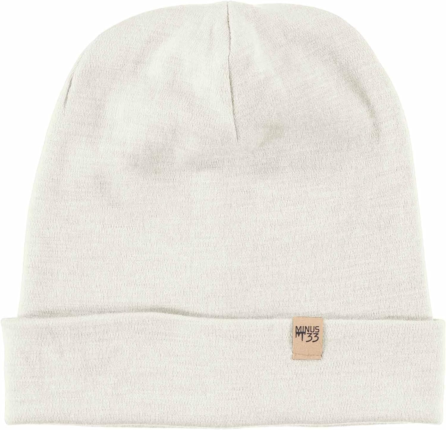 Merino Wool Beanie – Moisture-Wicking