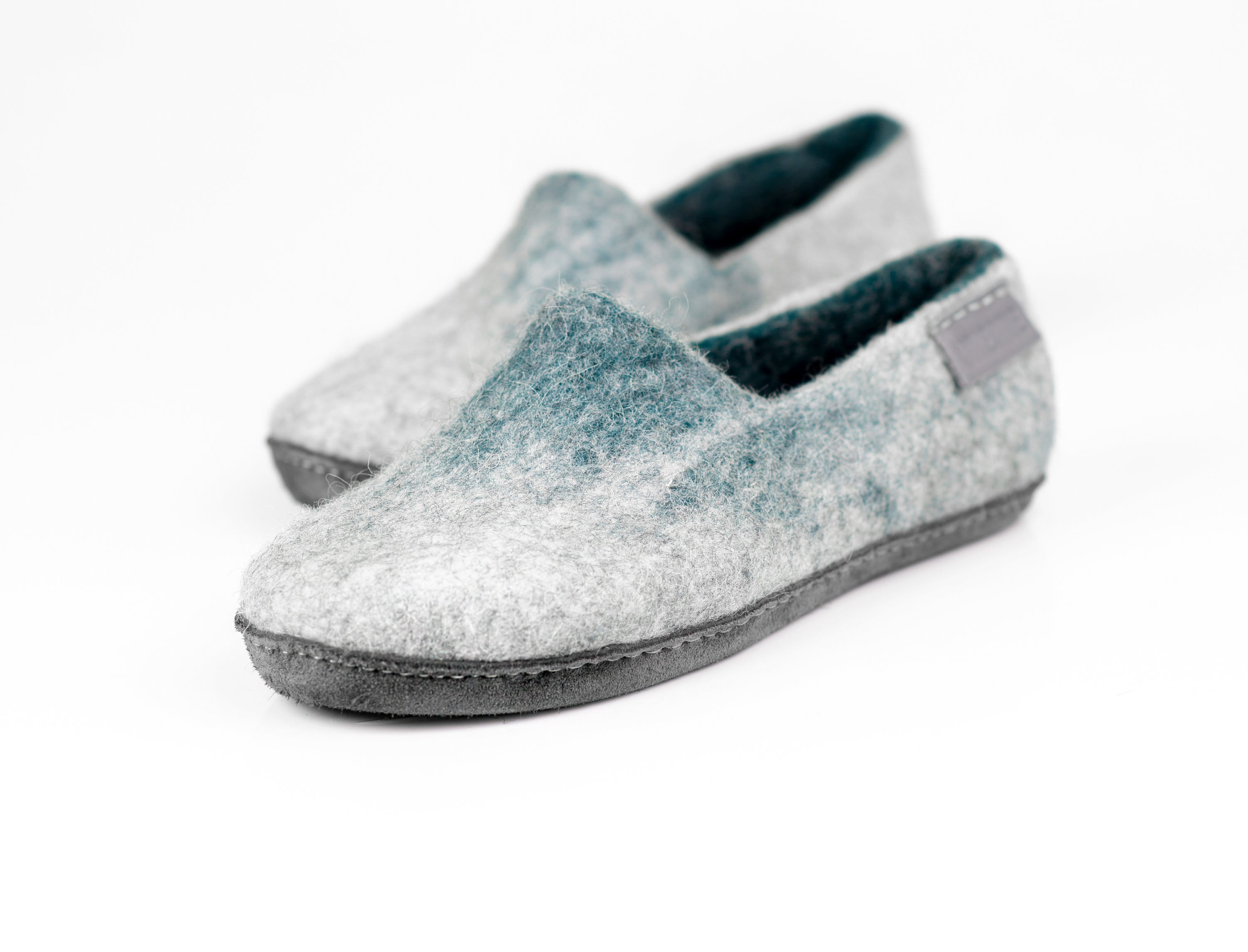 Alpaca Slippers – Light Grey Ombre