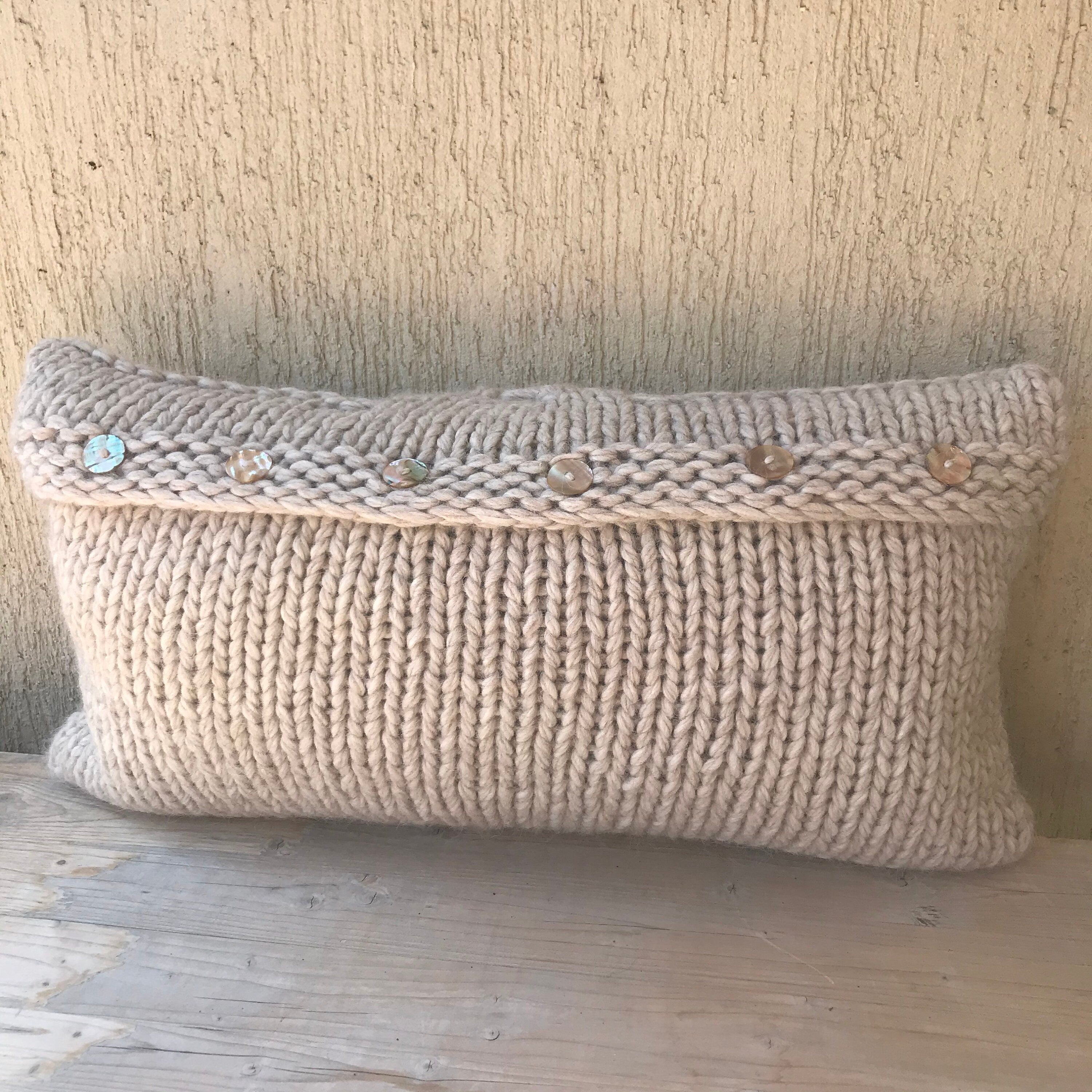 Alpaca Pillow Cover – Cable Knit