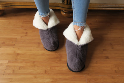 Alpaca Wool Slippers – Soft Warm