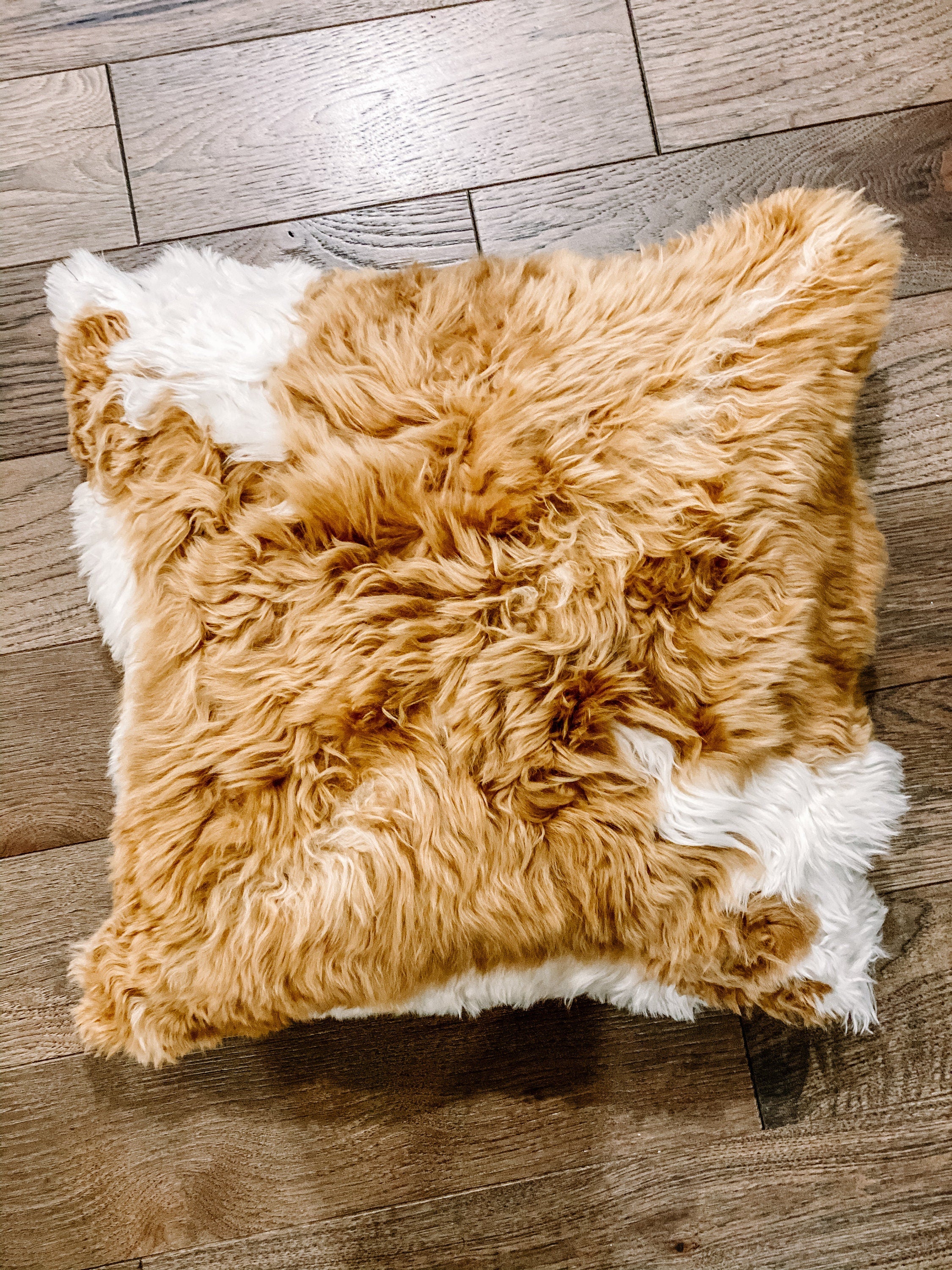 Alpaca Fur Pillow Cover – Luxurious Handmade