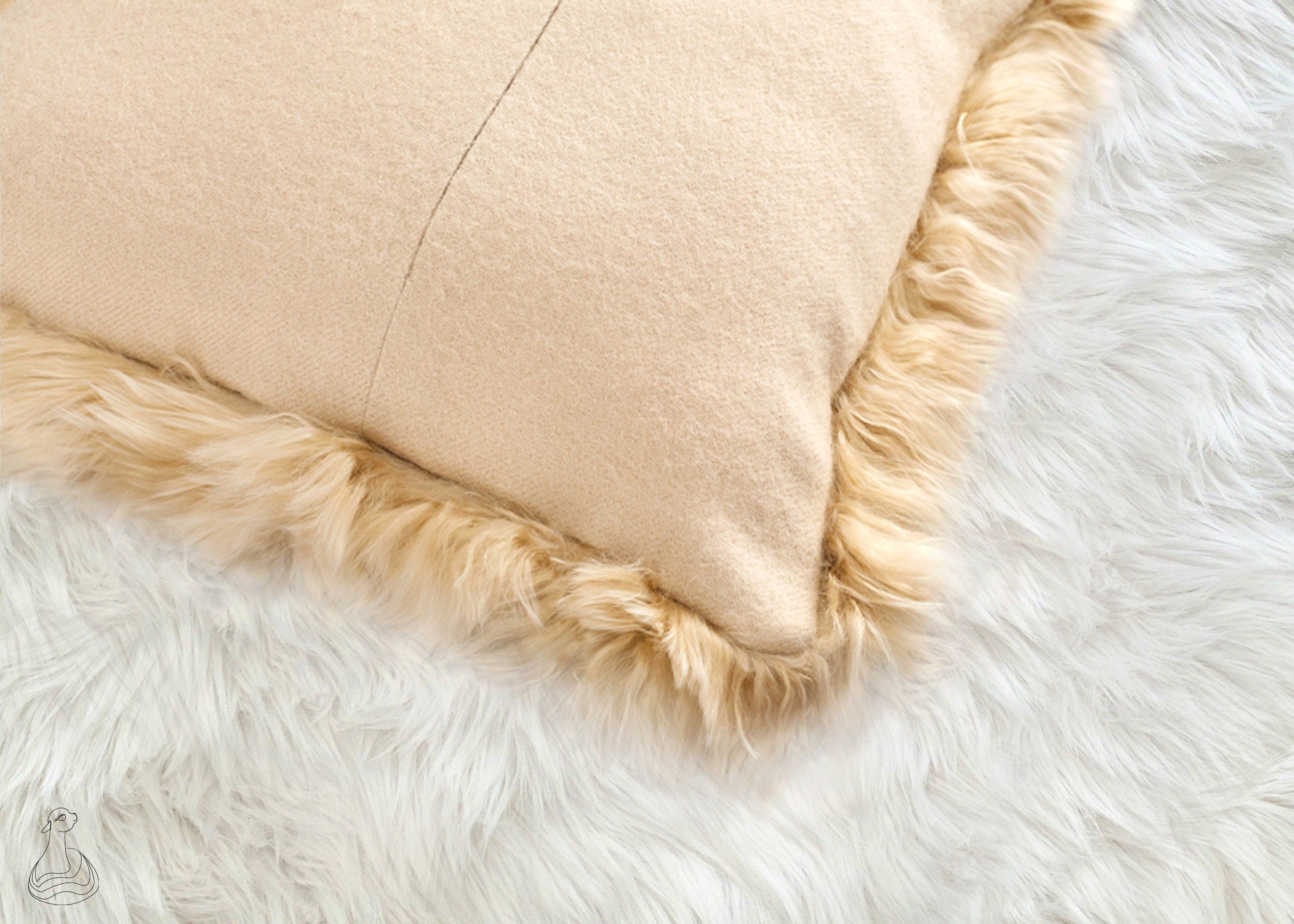 Alpaca Pillow Cover – Elegant Fluffy