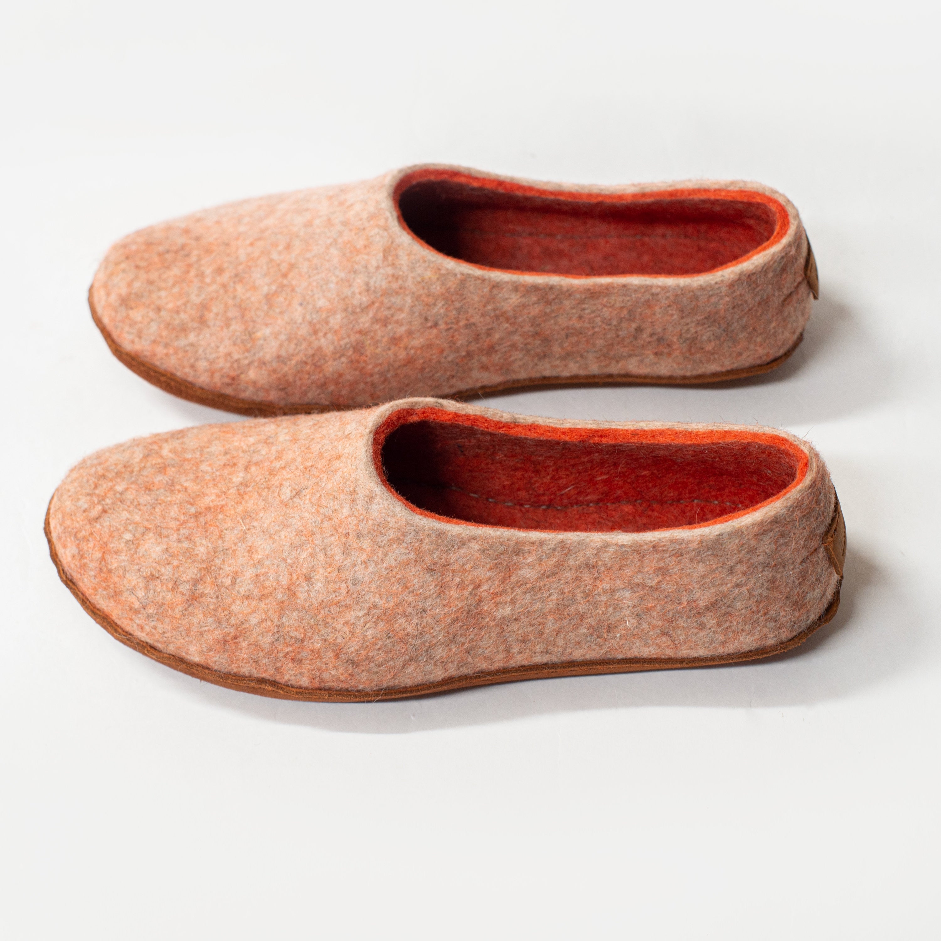 Alpaca Wool Slippers – Beige Design