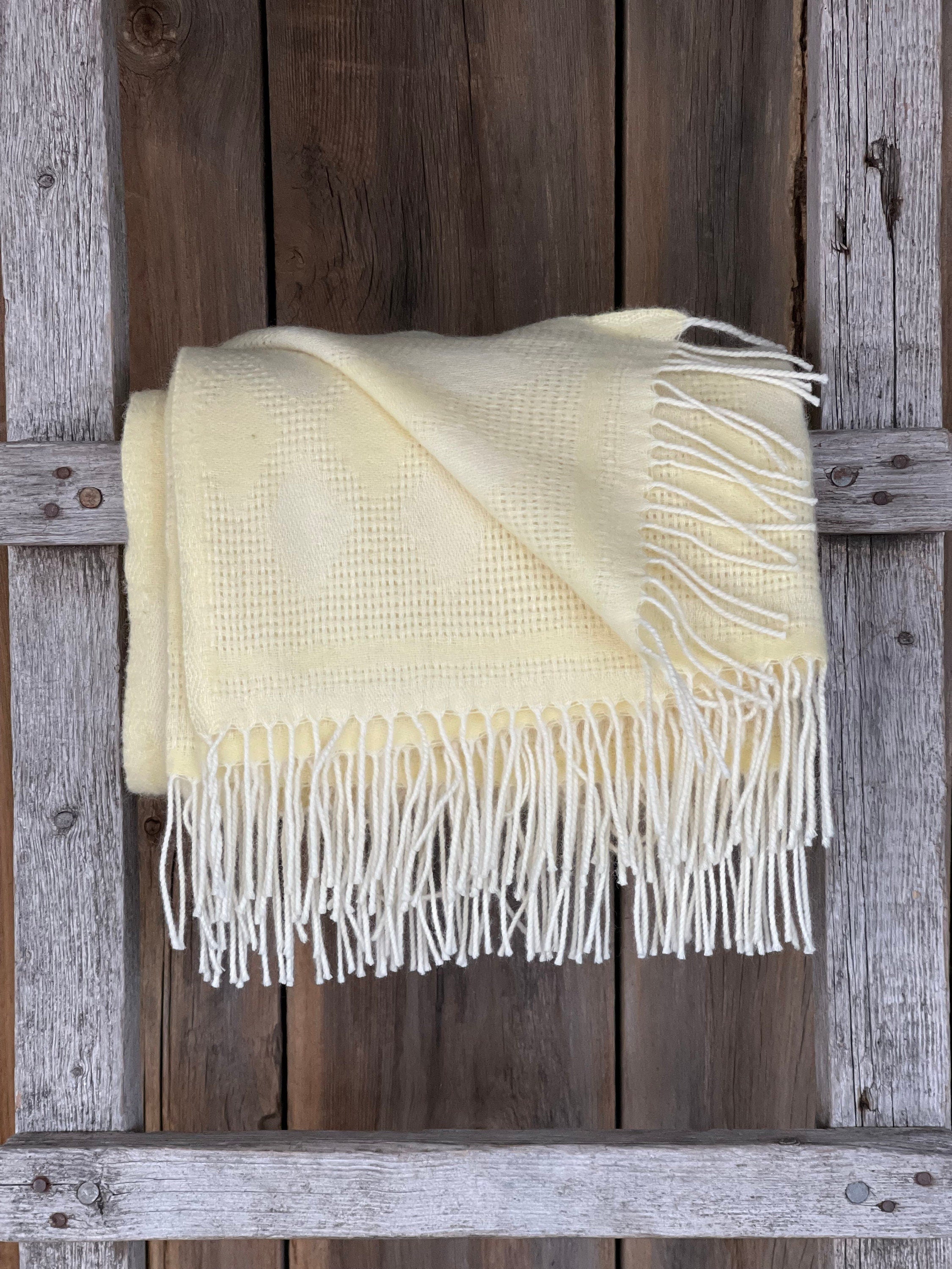 Merino Sofa Throw – Light Yellow