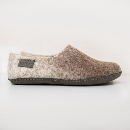 Alpaca Slippers – Beige