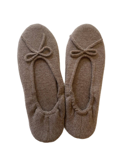 Cashmere Knitted Slippers – Handmade
