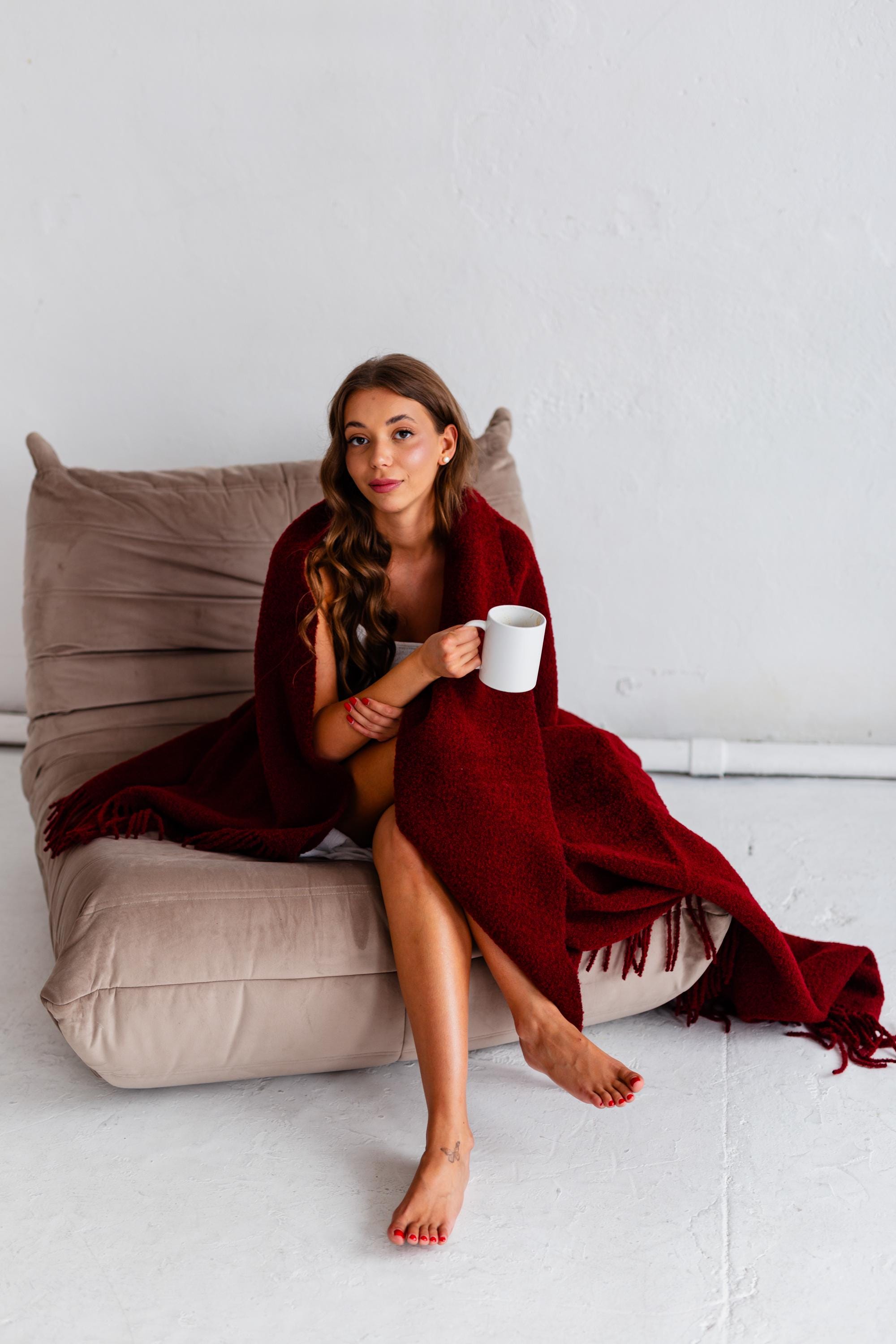 Merino Sofa Throw – Wine Burgundy