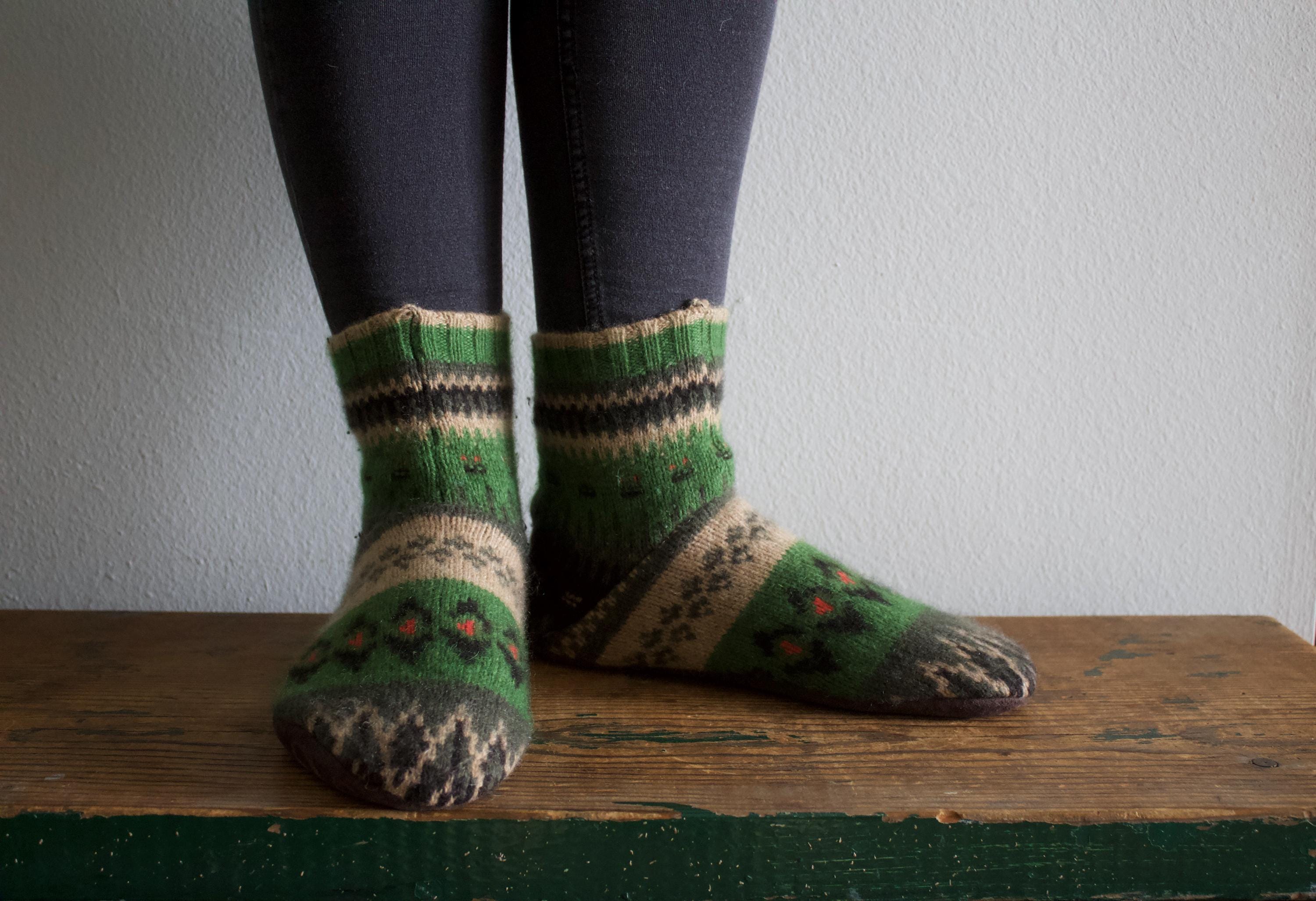 Cashmere Slippers – Cozy Elegance