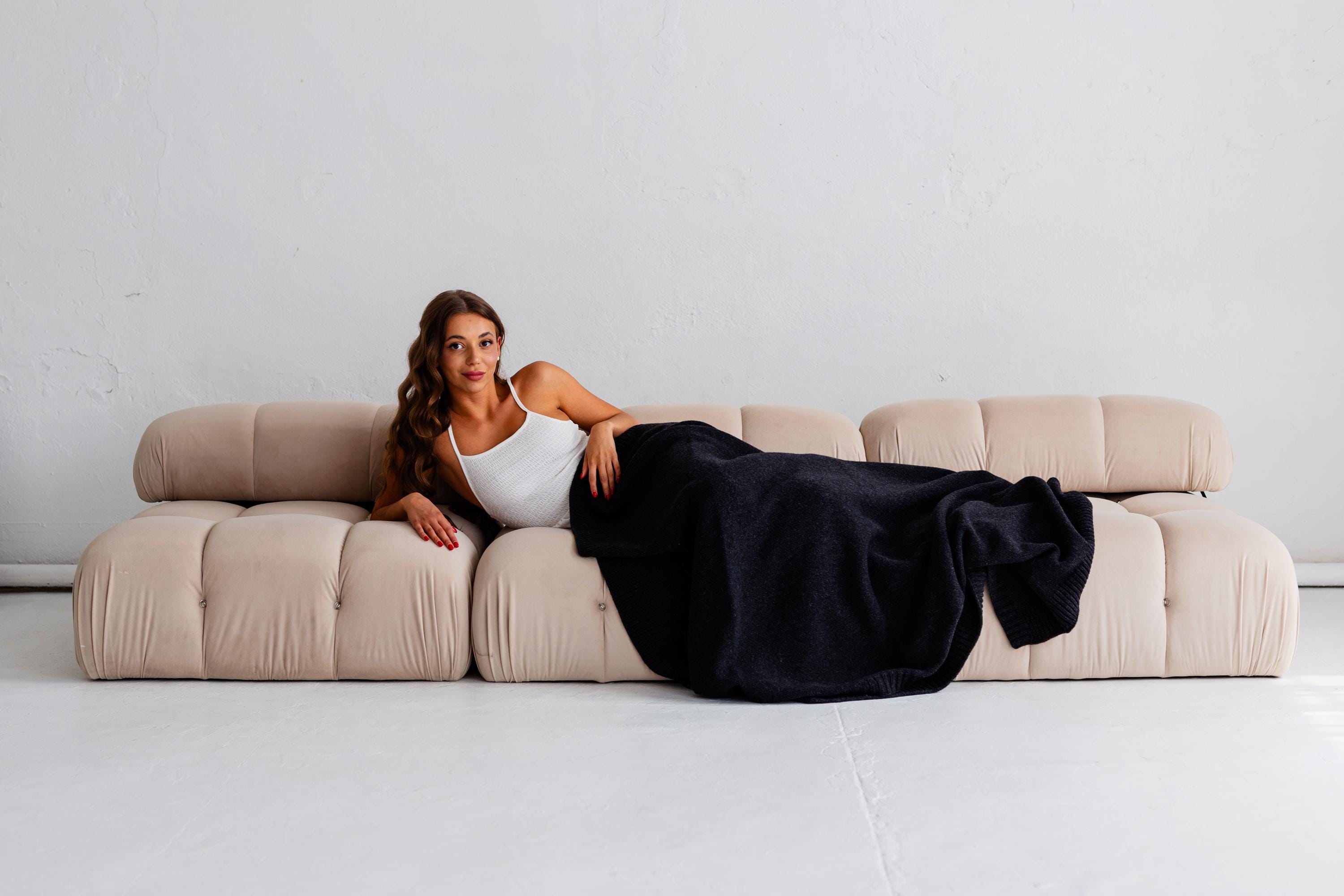 Knitted Merino Sofa Throw – Black