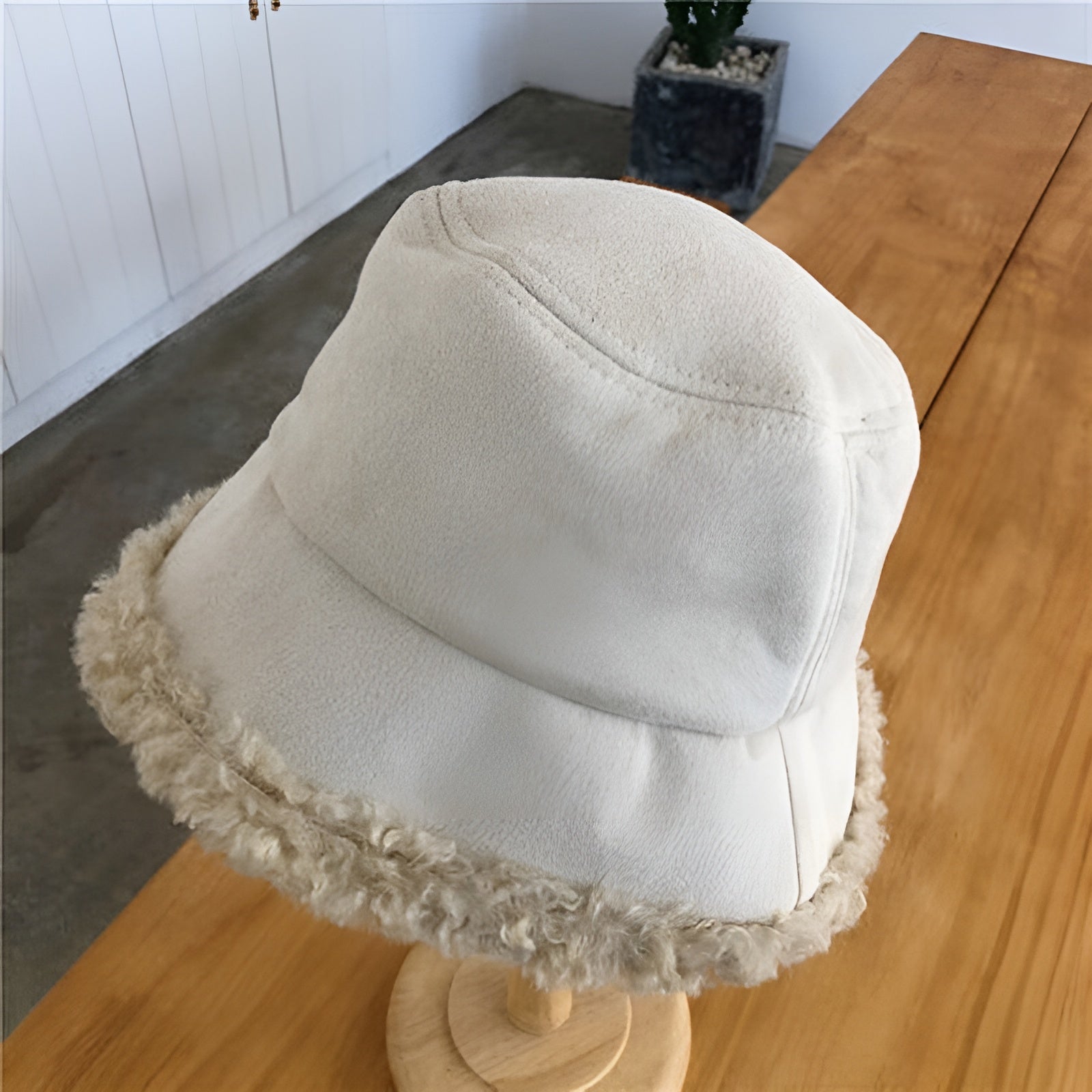 Lamb Wool Cashmere Fisherman Hat Plush Warmth with Modern Minimalist Style - Alpaca House